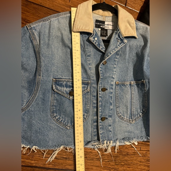 Vintage WilliWear Sport Denim Distressed Cropped Jacket with Corduroy Collar - Picture 11 of 12